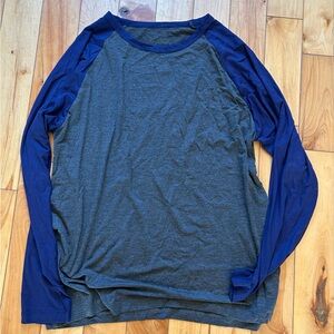 💥Classic Gray and Blue Long Sleeve Tee